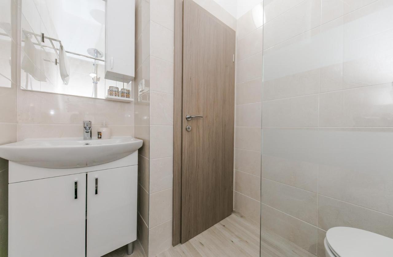 Palomia C Apartment Split Ngoại thất bức ảnh